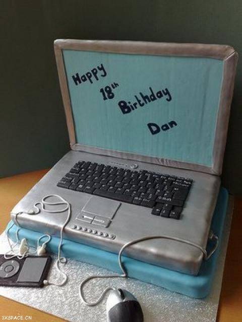 funny-geek-cake14.jpg