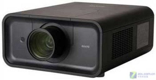 七万流明!三洋出品4LCD面板投影机