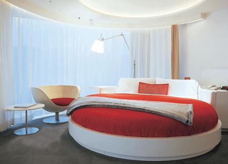 �������ں�˯�ƶ�