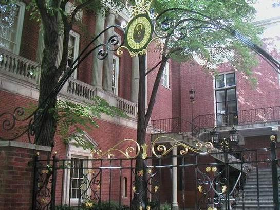 组图:《绯闻女孩》带你游纽约