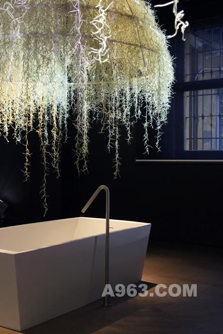 ���һ����������ʻ���ȴ����ֳ��ڼ����ͼ��