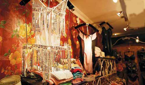 �����ѧվ�ܱ�С����