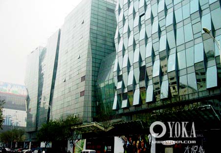 �������ݳ޵Ĺ��ﳡ�����а�(ͼ)