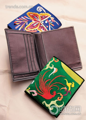  �ϱ���������ɫ���Ƽ� 