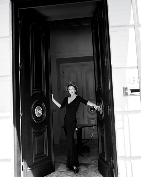 �����ر���