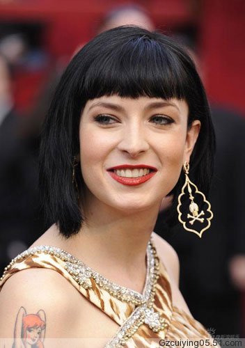 ����������Ů������ʱ�е���