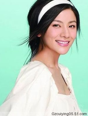 学女星妙用发带打造超绚烂发型 学女星妙用发带打造超绚烂发型