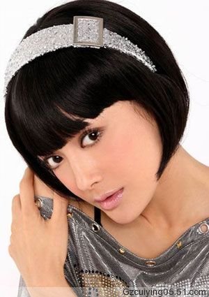 学女星妙用发带打造超绚烂发型 学女星妙用发带打造超绚烂发型