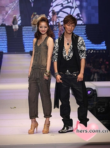 �ձ����Ҏģ����ʢ�䣬����������궼�����������־����~ - witchstory - witchstory�Ĳ���