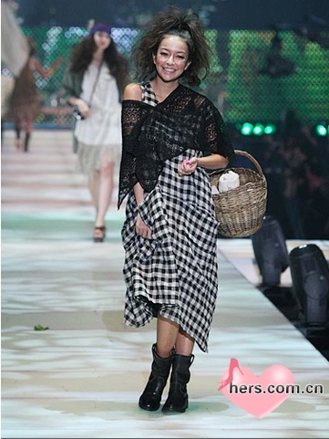 �ձ����Ҏģ����ʢ�䣬����������궼�����������־����~ - witchstory - witchstory�Ĳ���