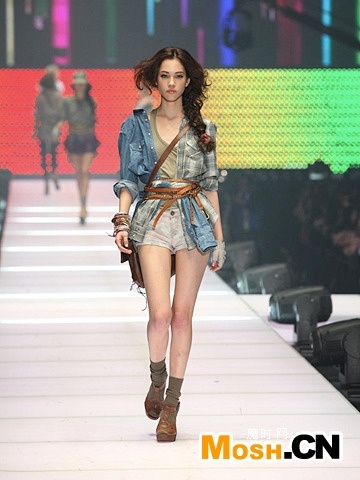 �ձ����Ҏģ����ʢ�䣬����������궼�����������־����~ - witchstory - witchstory�Ĳ���