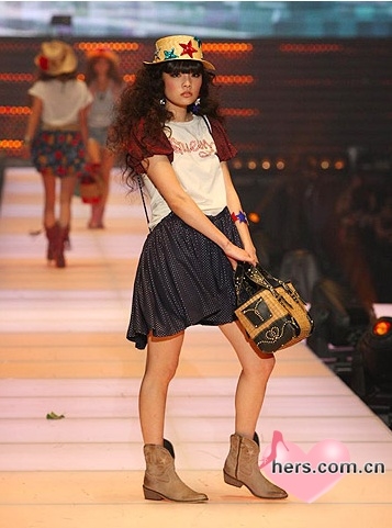 �ձ����Ҏģ����ʢ�䣬����������궼�����������־����~ - witchstory - witchstory�Ĳ���