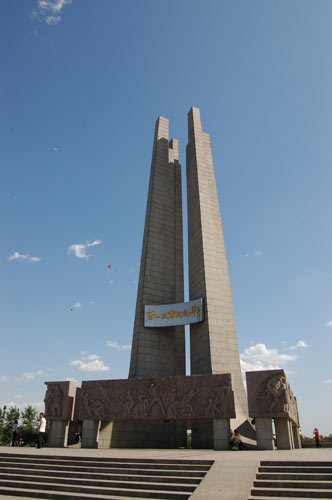 ���й�60��ر� - �Ϸ��� - ���κ͵�Ӱ