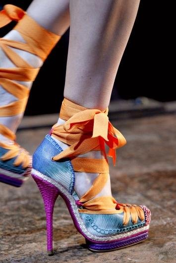 2011春夏女装点睛配角之王