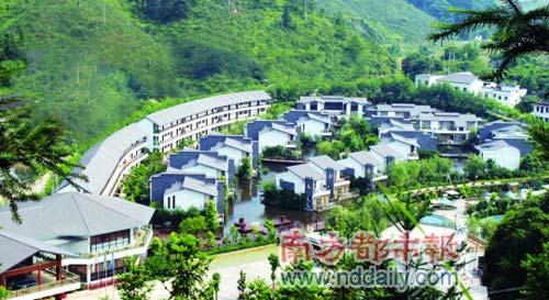 和平热龙温泉之都环境优美,如山中世外桃源。 和平热龙温泉之都环境优美,如山中世外桃源。
