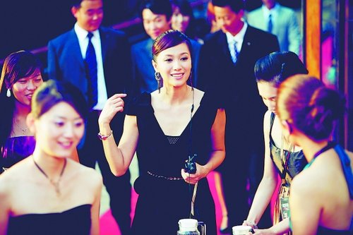 ���ʦ��������������ְ�ǡ�