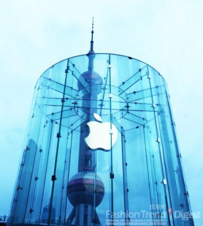 其入口令人印象深刻的Apple旗舰店传承了纽约的那个的透明房子风格 其入口令人印象深刻的Apple旗舰店传承了纽约的那个的透明房子风格