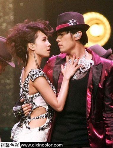 时尚造型有你演绎