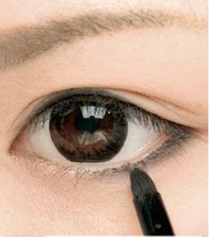 Ʒ