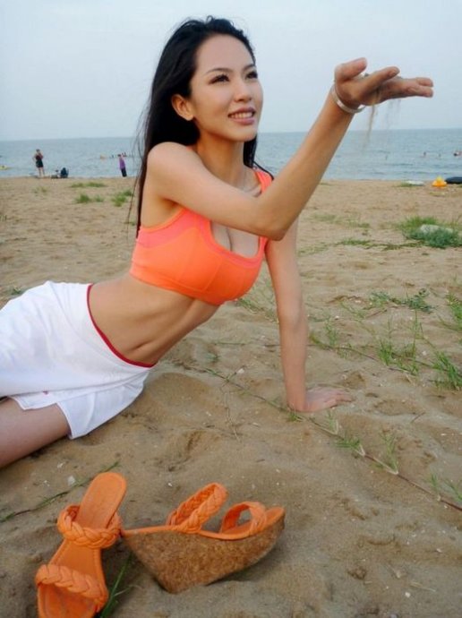 Ʒ