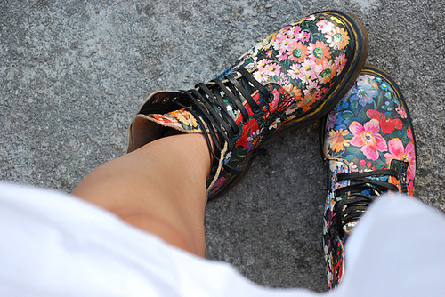 ���������� - �ʣɣͣͣ�  �̣� - ��