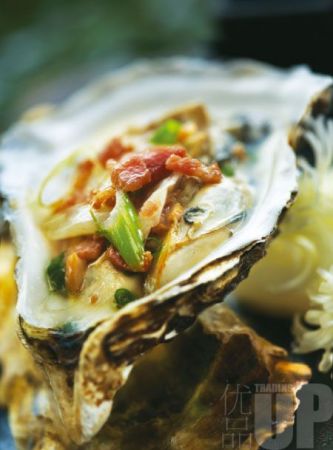 铁板现焗培根生蚝 铁板现焗培根生蚝