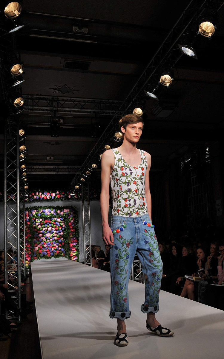 ��Ʒ������