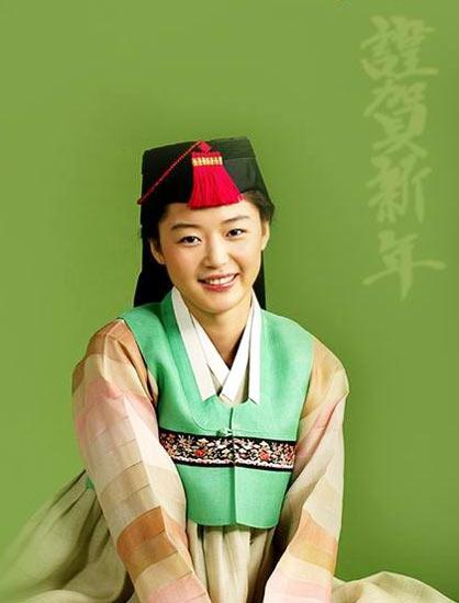 中韩明星旗袍PK韩服