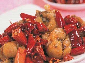 百变菜式:香辣炒牛蛙 - 精品消费网 百变菜式:香辣炒牛蛙 -精品消费网